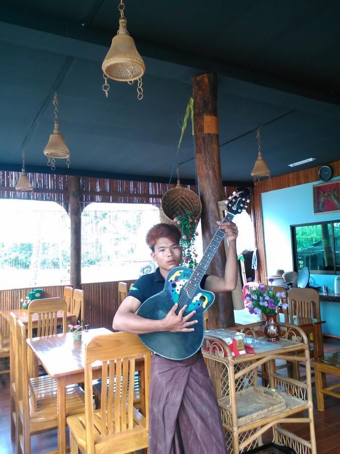 Soe Ko Ko Beach House & Restaurant Ngwesaung Luaran gambar