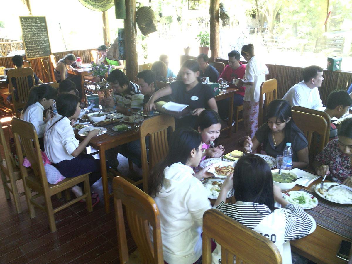 Soe Ko Ko Beach House & Restaurant Ngwesaung Luaran gambar