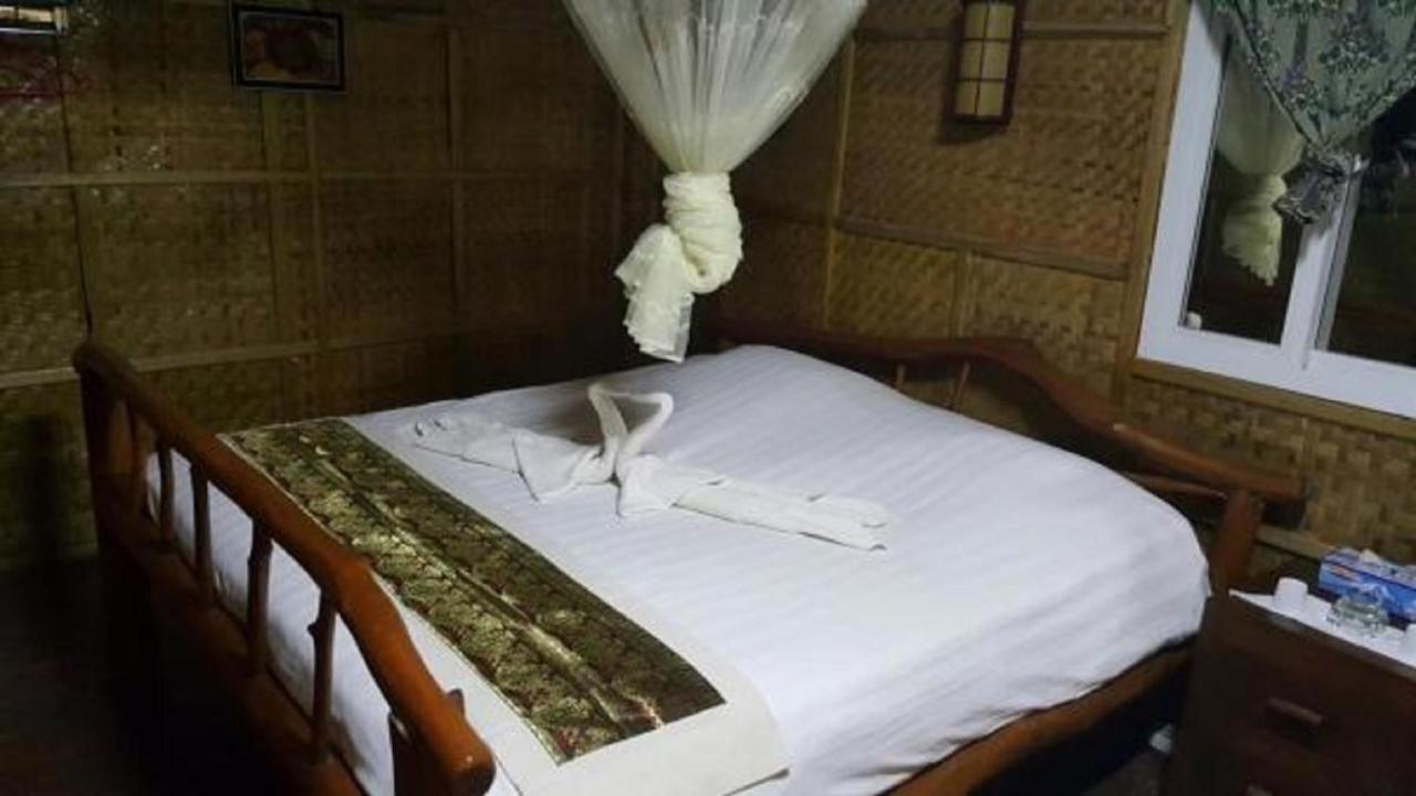 Soe Ko Ko Beach House & Restaurant Ngwesaung Luaran gambar