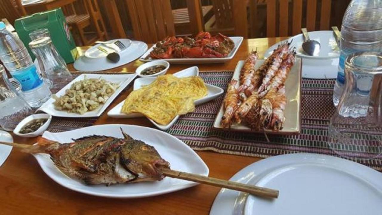 Soe Ko Ko Beach House & Restaurant Ngwesaung Luaran gambar